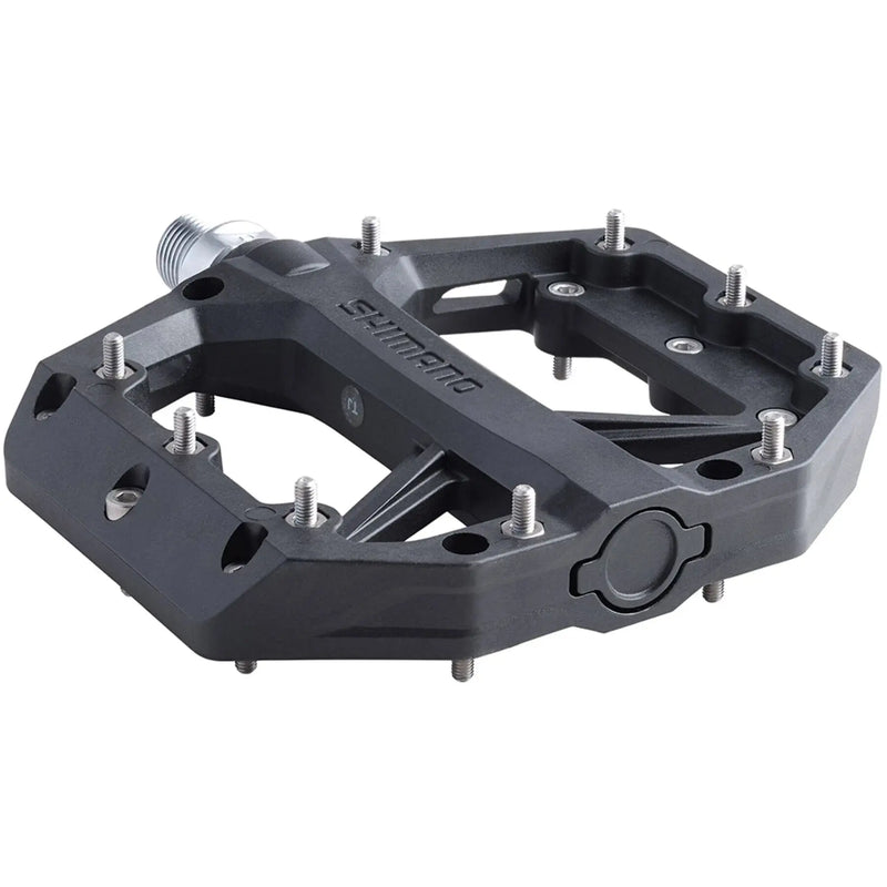 SHIMANO　PLAYS400c Shimano GR400 Flat Pedals, Resin with Pins, Black | Saracen Bikes