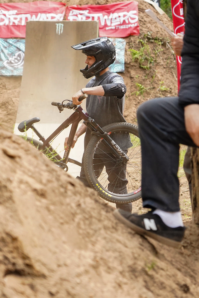 Charlie Hart Rider Profile | Saracen Ambassador & Dirt Jump Rider ...