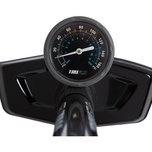 Black pressure gauge with 'TRU FLO' branding on a white background